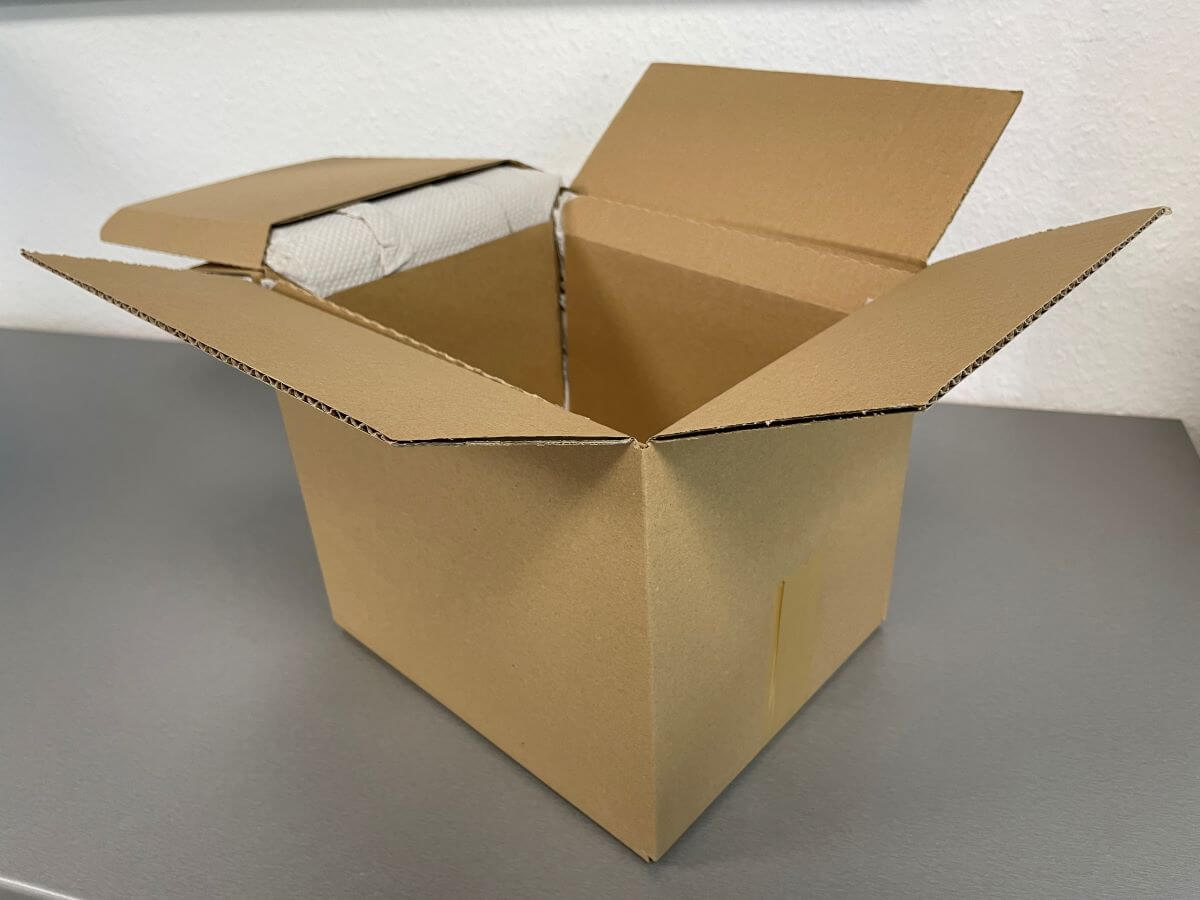 Unser Versandkarton - Wir verzichten auf Styropor.